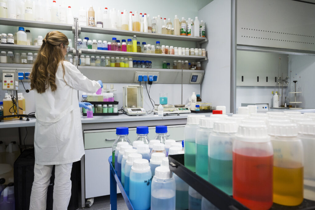 Laboratorio chimico Bettari
